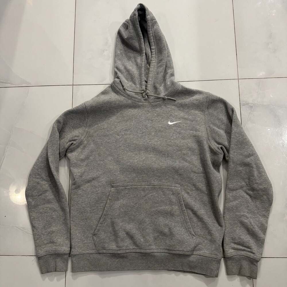 Nike Gray Pullover Fleece Hoodie with Embroidered Swoosh Size M